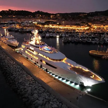 Pearl Beach Saint-Tropez
